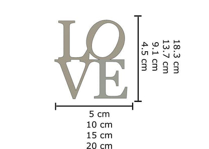 Décoration "LOVE" en 3D – Lettrage Élégant