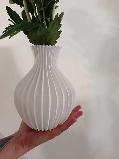 Vase rond à rainures pour fleurs fraîches et séchées