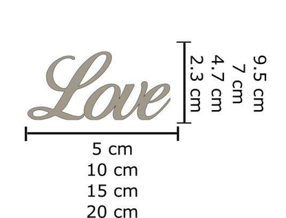 Décoration "LOVE" en 3D – Lettrage Élégant