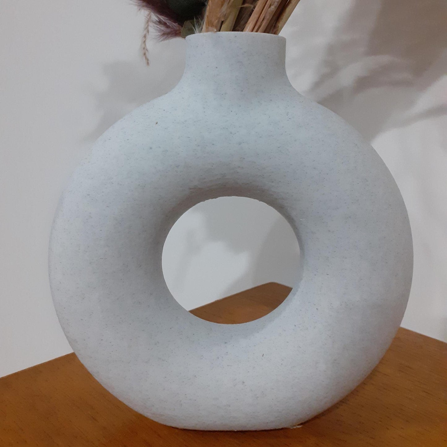 Vase donut style nordique pour fleurs fraîches et séchées